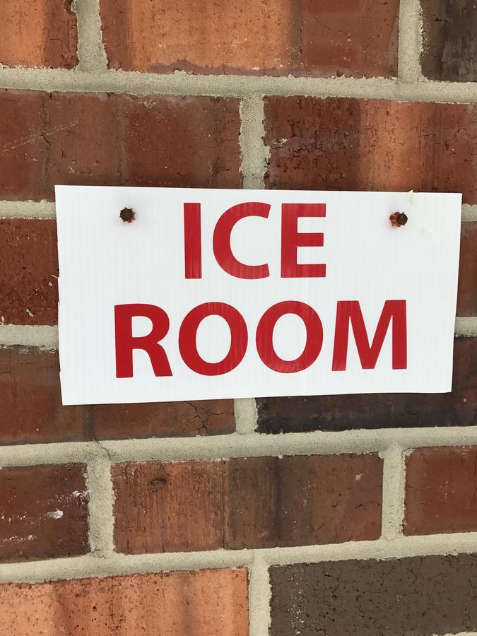 Millville Motorsports Inn And Suites 외부 사진