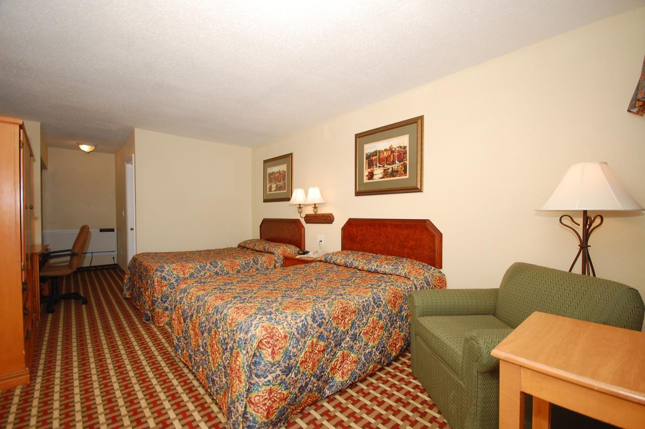 Millville Motorsports Inn And Suites 외부 사진